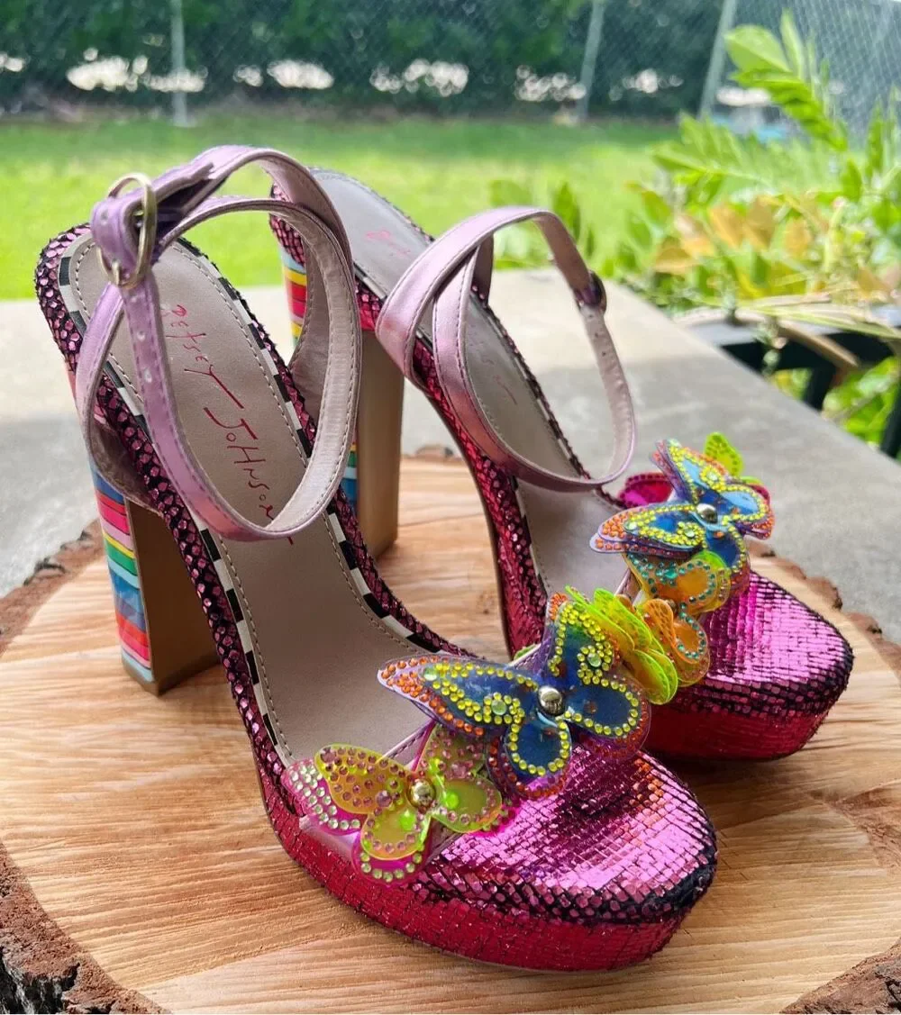 Betsey Johnson Noemi Butterfly Platform Sandals Magenta Metallic Size 6.5